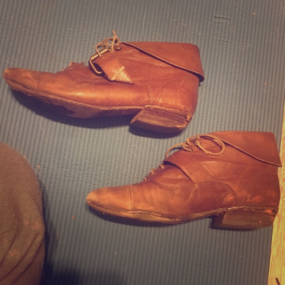 Very loved dolce vita booties - Picture 1 of 8